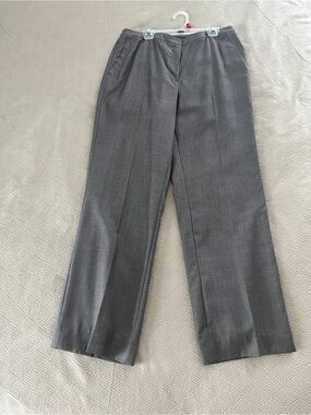 Due Per Due women’s Classic Gray Dress Pants size 8